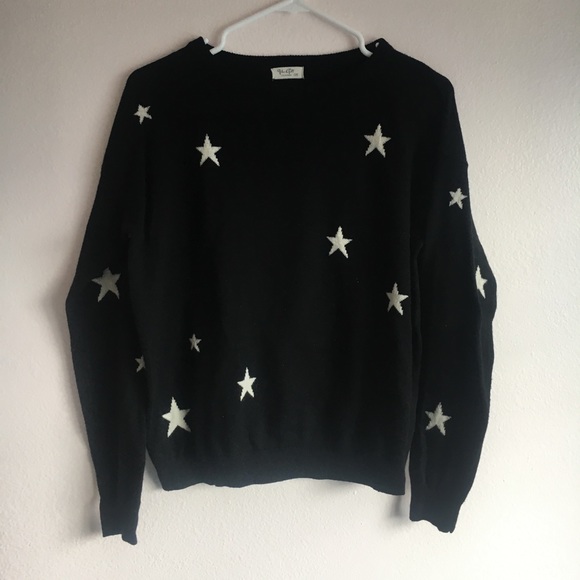 Brandy Melville Sweaters - Brandy Melville star sweater